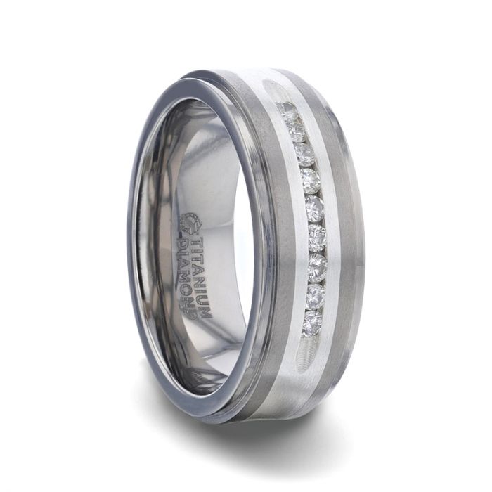Titanium Men's Ring with White Diamonds in Silver