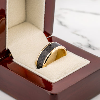 14k Gold Men's Wedding Band with Black Carbon Fiber Inlay
