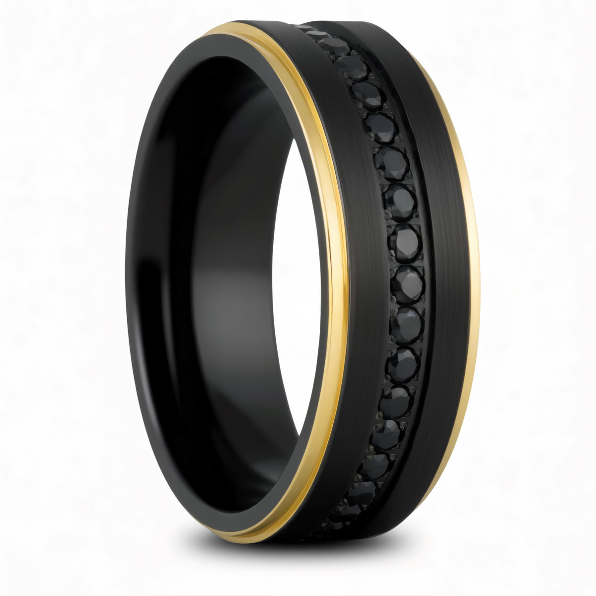 Alianza de titanio negro para hombre con bordes de oro amarillo y zafiros