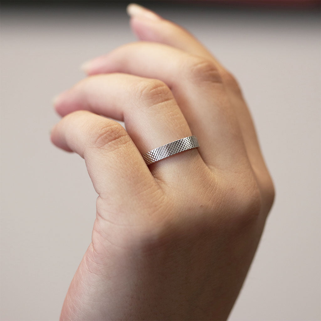 Diagonal Knurl Grooved Silver Women's Wedding Band