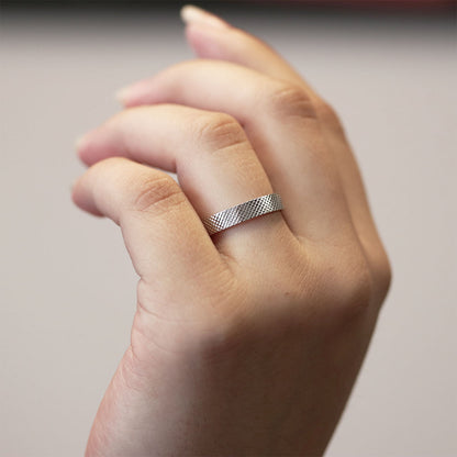 Diagonal Knurl Grooved Silver Women's Wedding Band