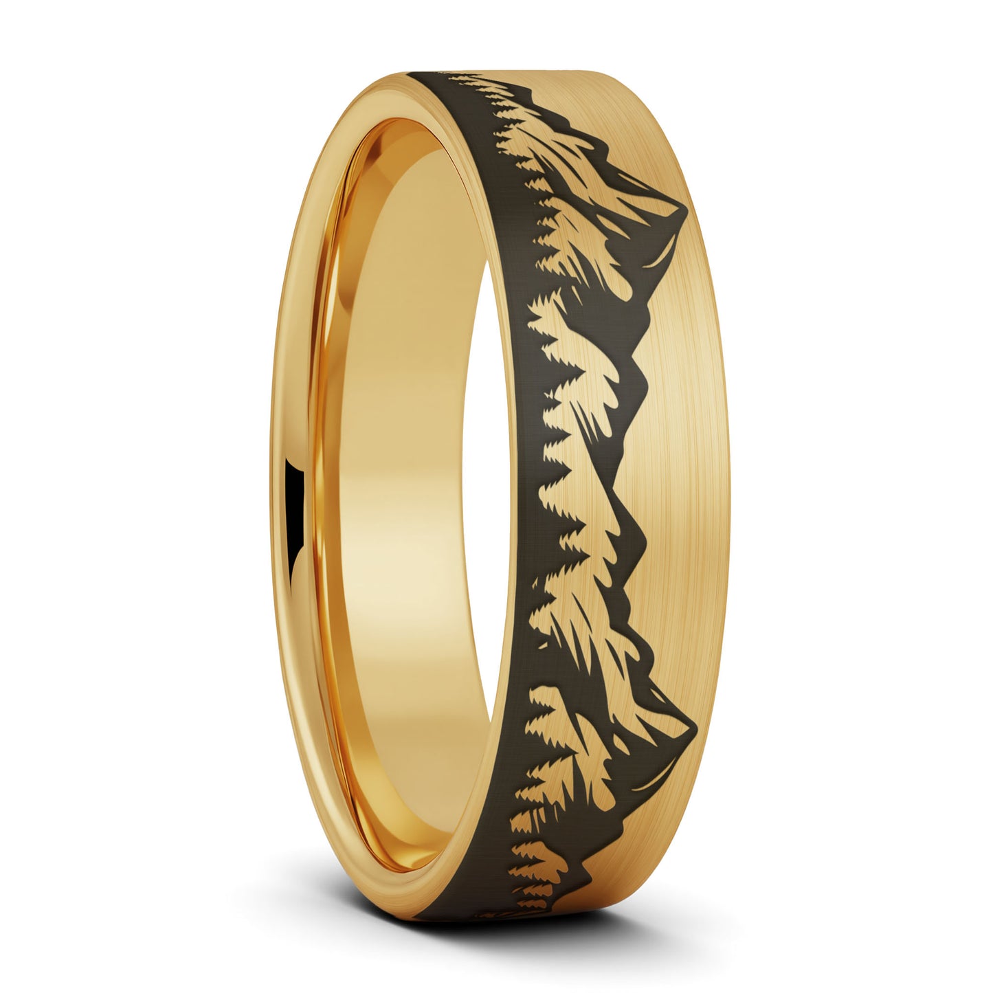Alianza de boda de tungsteno para mujer con diseño de bosque y cordillera en oro cepillado