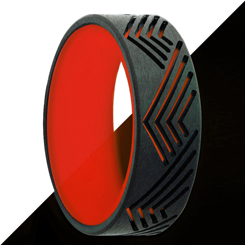 Alliance pour homme en zirconium rouge phosphorescent avec découpes géométriques de montagne