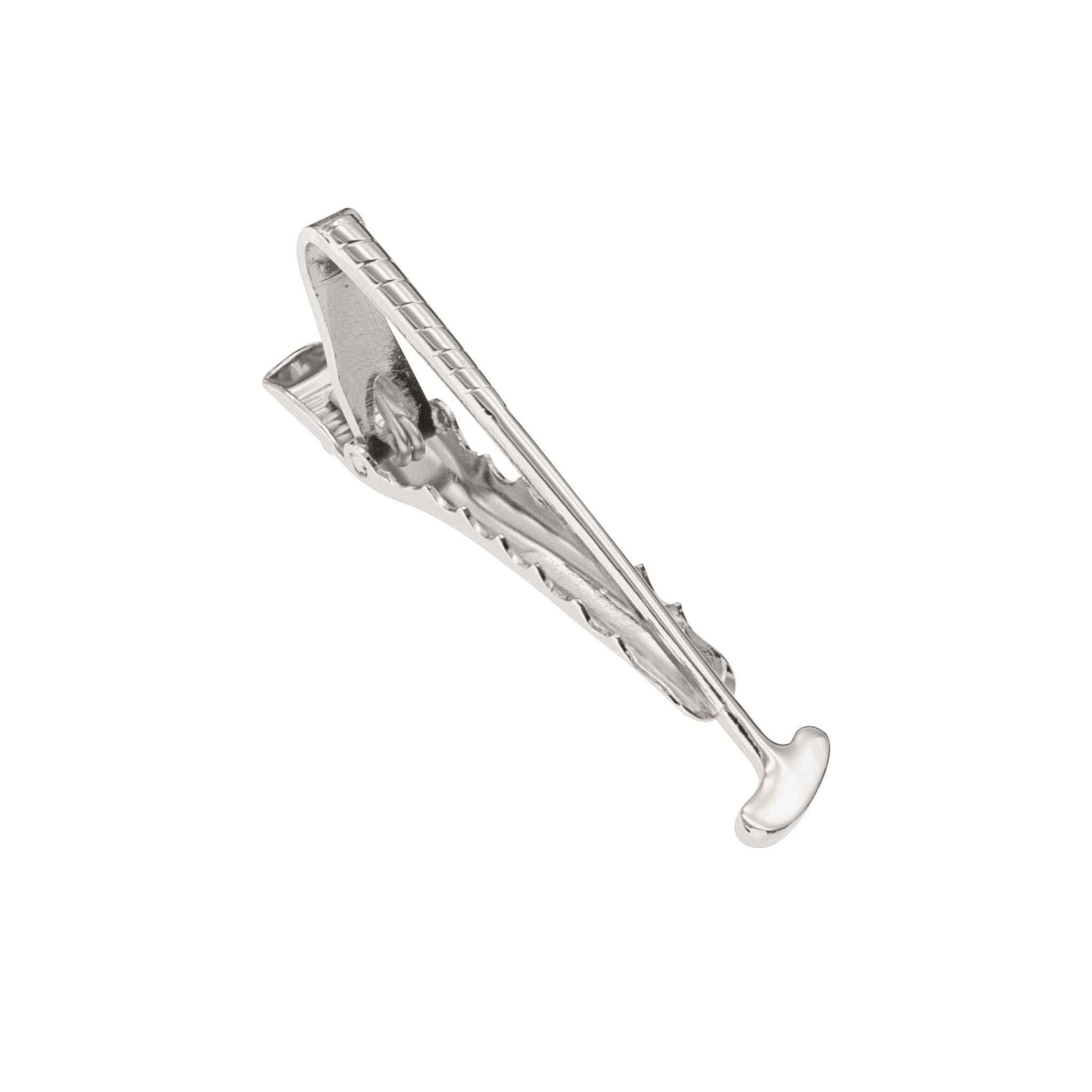 A golf tie bar displayed on a neutral white background.